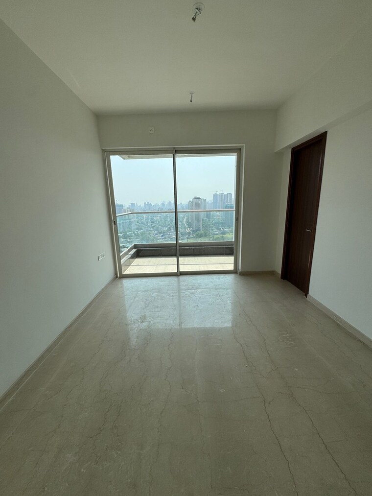 Room, courtyard-by-narang-realty-and-the-wadhwa-group 3 Bedroom 1160 Sq.Ft. Apartment In Pokhran Road No Two Thane 9425166