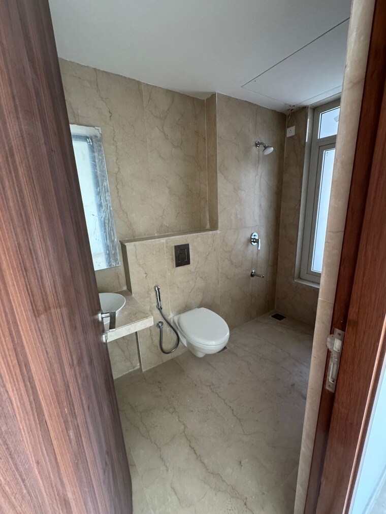 Bathroom, courtyard-by-narang-realty-and-the-wadhwa-group 3 Bedroom 1160 Sq.Ft. Apartment In Pokhran Road No Two Thane 9425166