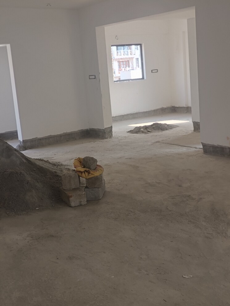  Parking, cunningham-hallmark 4 Bedroom 3500 Sq.Ft. Penthouse In Vasanth Nagar Bangalore 9425184