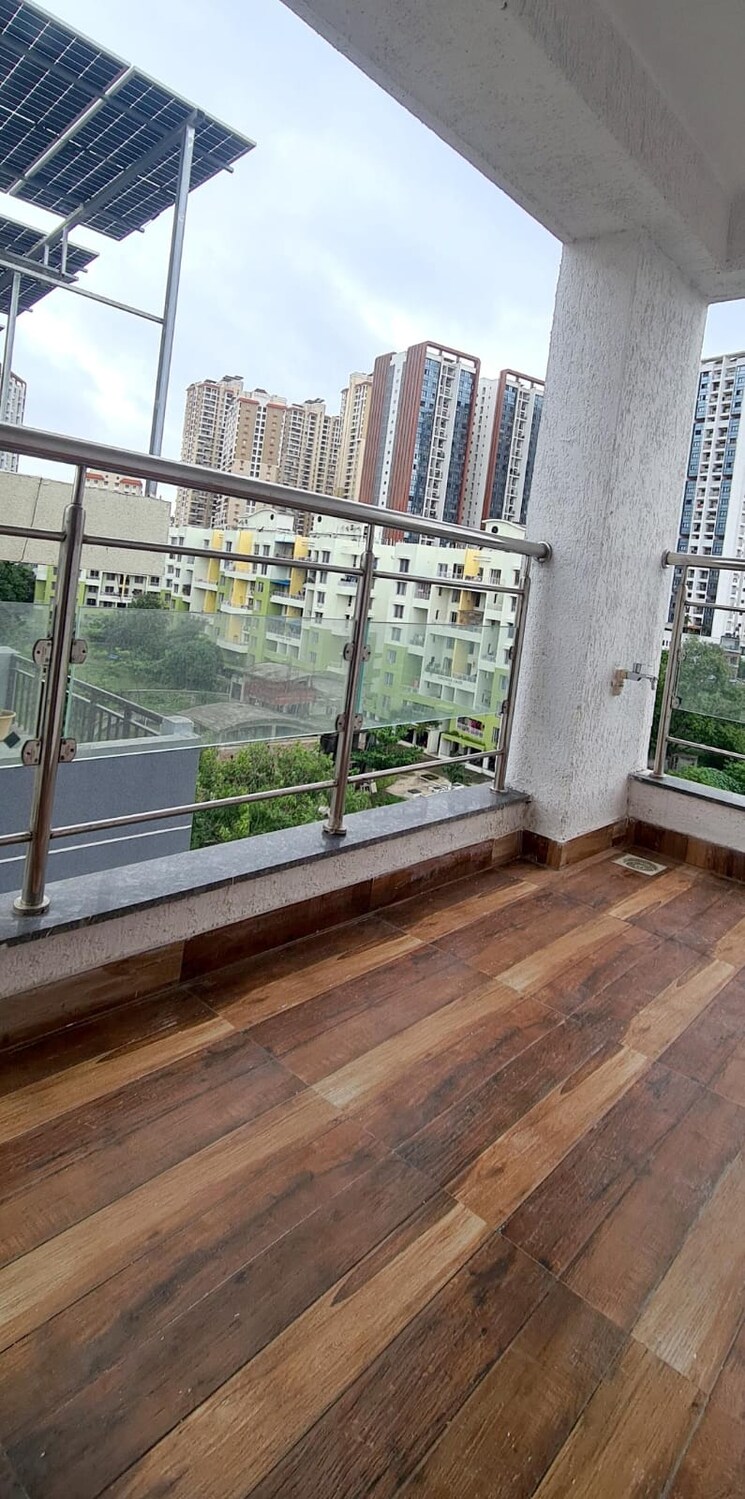 Balcony, rohan-gracious-garden 2 Bedroom 800 Sq.Ft. Apartment In Kharadi Pune 9425188