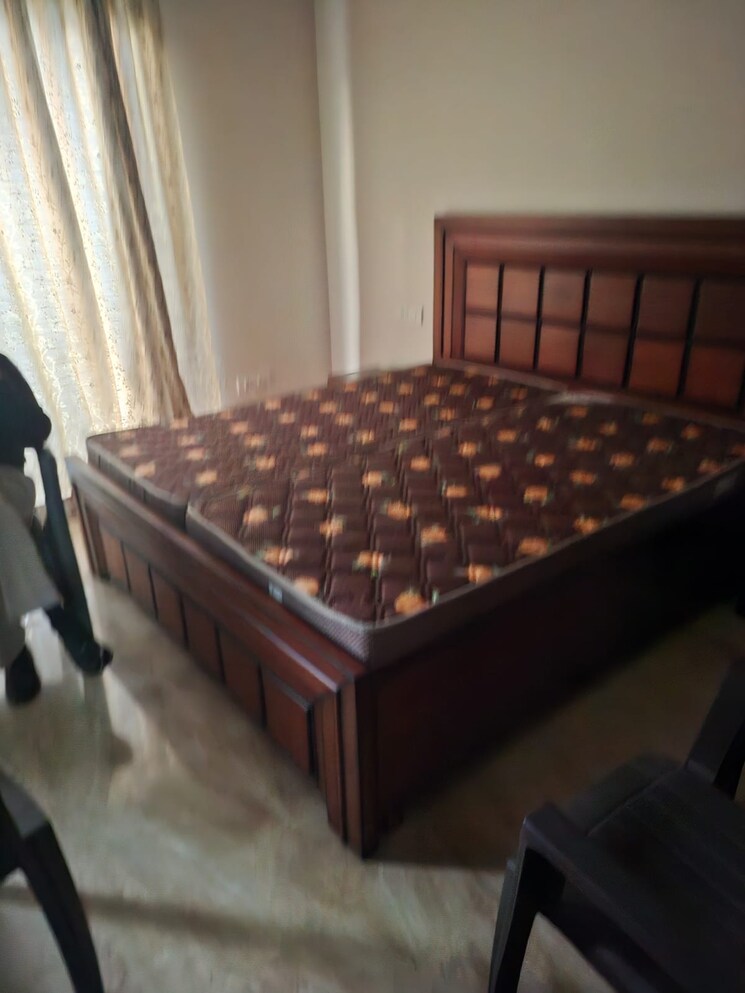 Bedroom, sector 15 3 Bedroom 3400 Sq.Ft. Builder Floor In Sector 15 Chandigarh 9425191