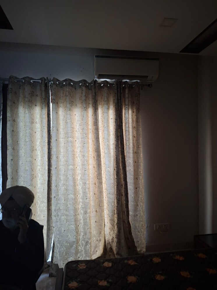 Living Room, sector 15 3 Bedroom 3400 Sq.Ft. Builder Floor In Sector 15 Chandigarh 9425191