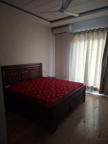 Bedroom in 3 BHK Builder Floor at Sector 15 – for Rent