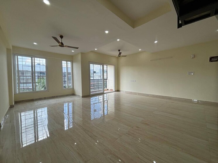 Room, prestige-pine-wood 4 Bedroom 2600 Sq.Ft. Apartment In Koramangala Bangalore 9425206