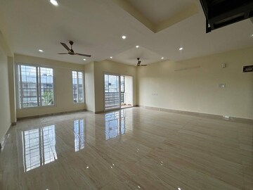 Room in 3.5 BHK Apartment at G Corp Residency, Koramangala – for Rent