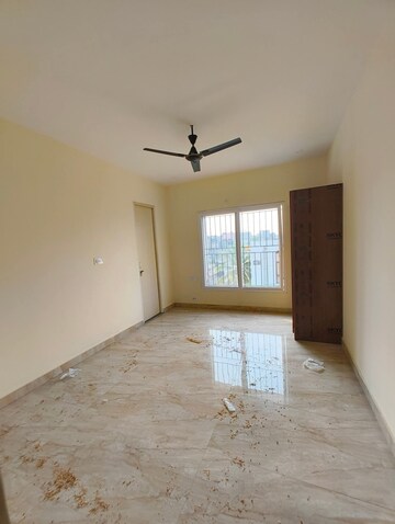 Room in 3.5 BHK Apartment at G Corp Residency, Koramangala – for Rent