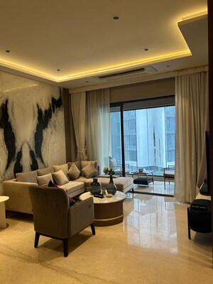 3 BHK Apartment For Sale in S Raheja New Light, Khar West