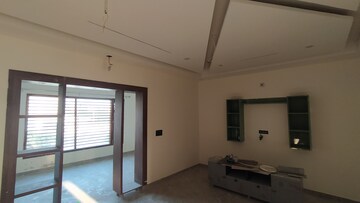 Room in 2 BHK Builder Floor at GMADA Eco City, North Mullanpur – for Rent