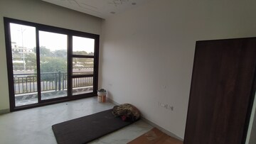 Room in 3 BHK Builder Floor at GMADA Eco City, North Mullanpur – for Rent