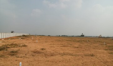  Plot For Sale in Manneguda
