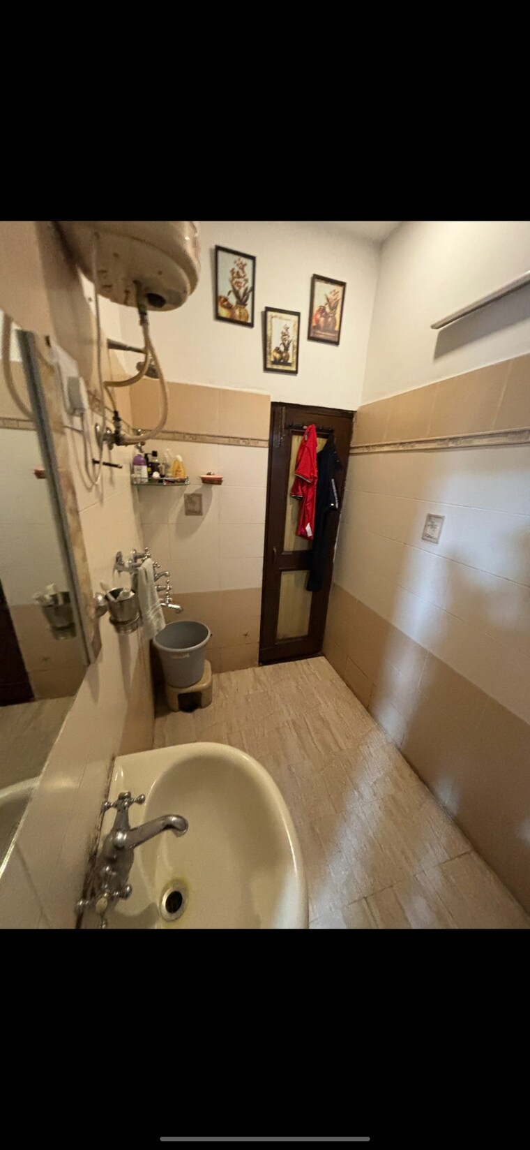 Attached Bathroom, sector 51 3 Bedroom 1350 Sq.Ft. Apartment In Sector 51 Chandigarh 9425245