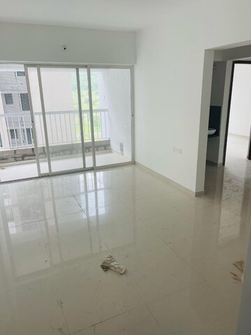 Room in 2 BHK Apartment at Akshay Yash Grecia, Dhanori – for Rent