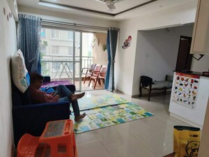 Bedroom in 2 BHK Apartment at Mantra 29 Gold Coast, Tingre Nagar – for Rent