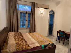 Master Bedroom in 3 BHK Builder Floor at Greater Kailash I – for Rent