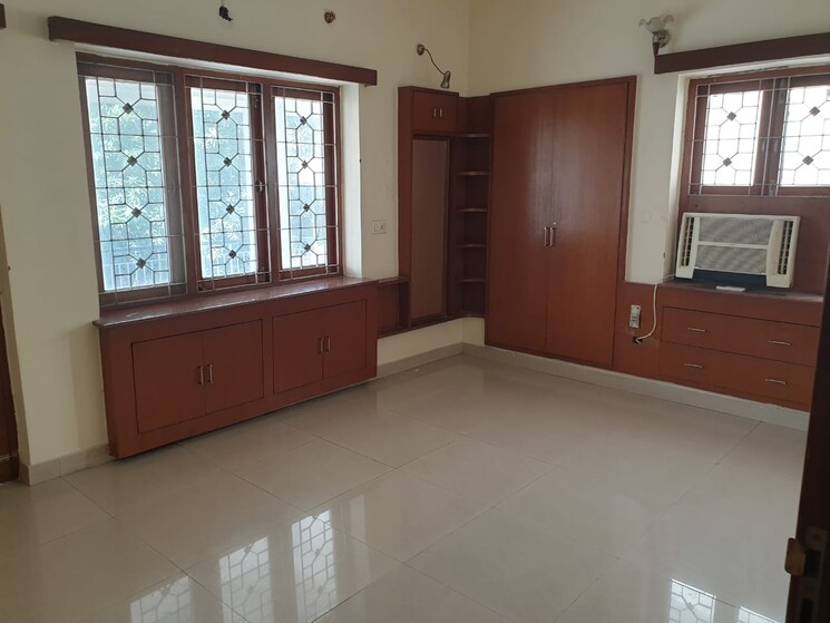 Room, green park 3 Bedroom 1800 Sq.Ft. Builder Floor In Green Park Delhi 9425305