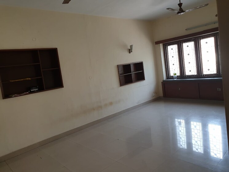 Room, green park 3 Bedroom 1800 Sq.Ft. Builder Floor In Green Park Delhi 9425305