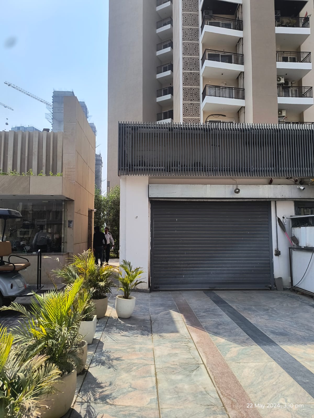 Retail Shop For Rent in Galaxy Diamond Plaza