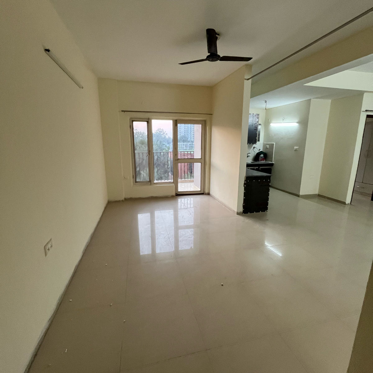 3 BHK + Pooja Room Apartment For Rent in Trishla City