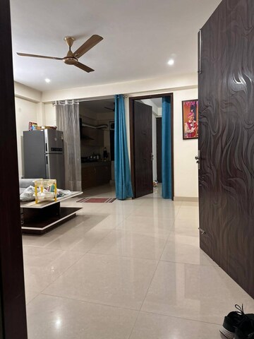 Room in 3 BHK Builder Floor at Sector 15 – for Rent