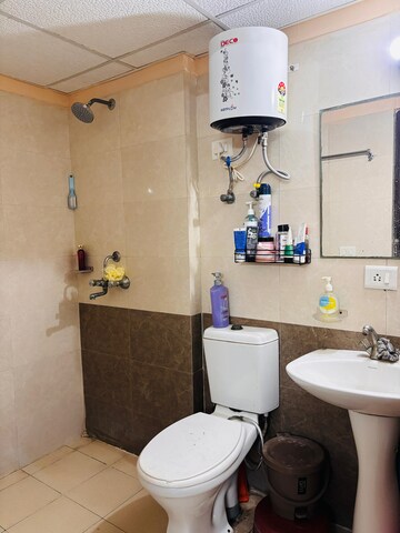 Team Area in 3 BHK Apartment at Aims Golf City, Sector 75 – for Rent