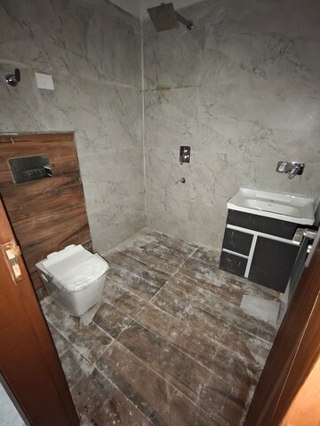 Bathroom in 3 BHK Builder Floor at Sultanpur – for Rent