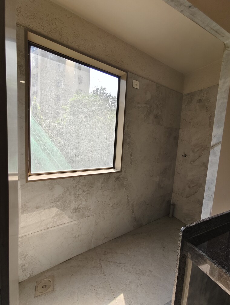 Bathroom, kakad-paradise-phase-1 1 Bedroom 650 Sq.Ft. Apartment In Mira Road Thane 9425359