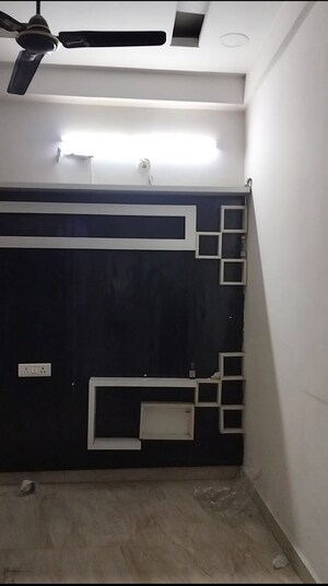 2 BHK Builder Floor For Rent in ABCZ East Sapphire, Sector 45