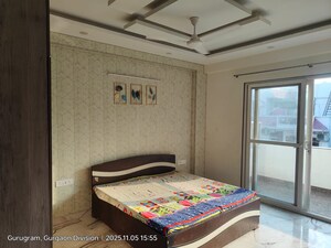 Bedroom in 4 BHK Builder Floor at Palam Vihar Residents Association, Palam Vihar – for Rent