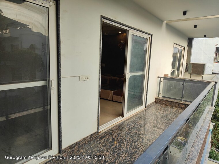 Balcony, palam-vihar-residents-association 4 Bedroom 2500 Sq.Ft. Builder Floor In Palam Vihar Gurgaon 9425376