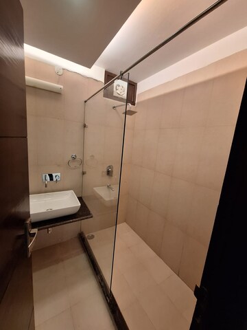 Bathroom in 4 BHK Builder Floor at Palam Vihar Residents Association, Palam Vihar – for Rent