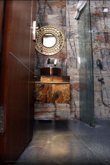 Furnished Amenities in 2 BHK Builder Floor at RWA Apartments, Sector 31 – for Rent