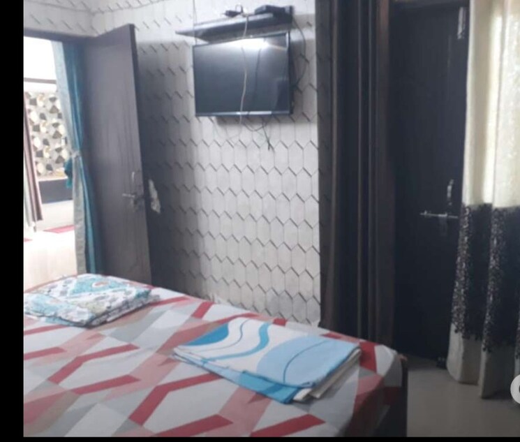 Bedroom, royal-galaxy-apartments 2 Bedroom 1500 Sq.Ft. Apartment In Ashiyana Lucknow 9425380
