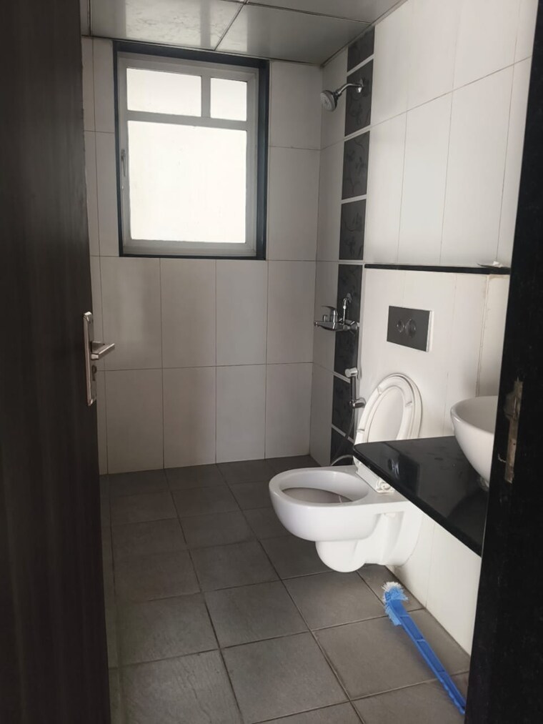 Bathroom, kolte-patil-24k-sereno 2 Bedroom 900 Sq.Ft. Apartment In Baner Pune 9425410