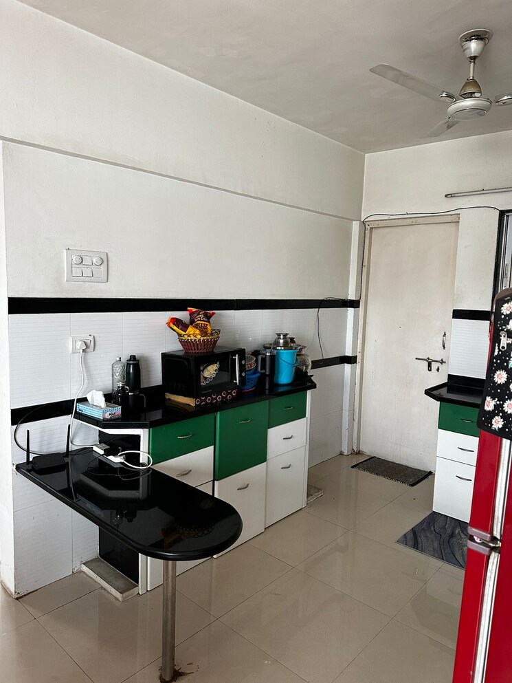 Master Bedroom, phadnis-sahil-serene 2 Bedroom 950 Sq.Ft. Apartment In Baner Pune 9425421