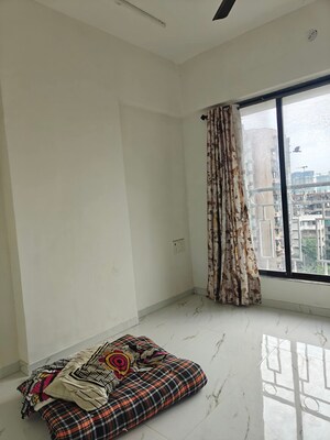 Bedroom in 2 BHK Apartment at Malad West – for Rent