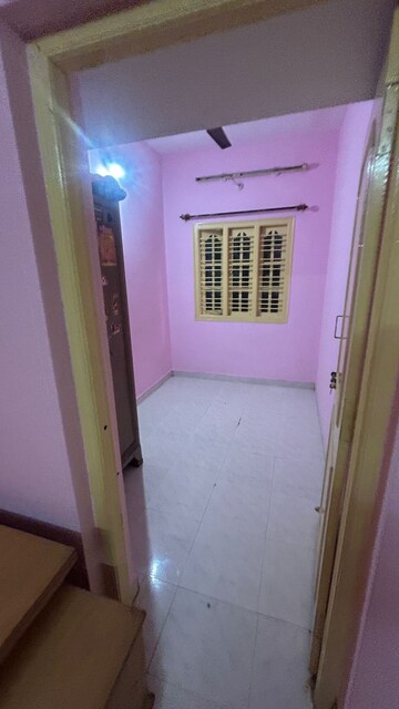 Room in 2 BHK Builder Floor at Kodihalli – for Rent