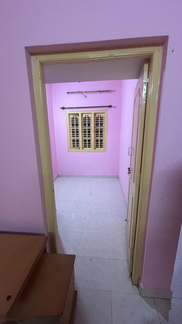 Room, kodihalli 2 Bedroom 700 Sq.Ft. Builder Floor In Kodihalli Bangalore 9425477