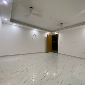 Room in 3 BHK Builder Floor at Chattarpur – for Rent