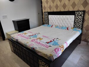 Bedroom in 3.5 BHK Builder Floor at Palam Vihar – for Rent