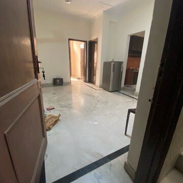 Room in 2 BHK Builder Floor at Chattarpur – for Rent