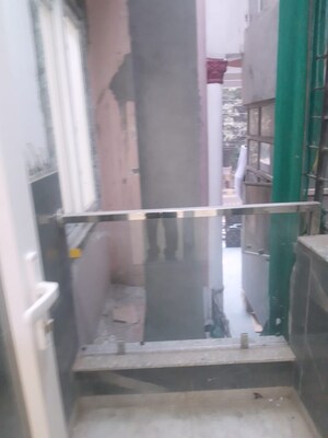 Furnished Amenities in 4 BHK Builder Floor at Vasundhara Sector 3 – for Sale