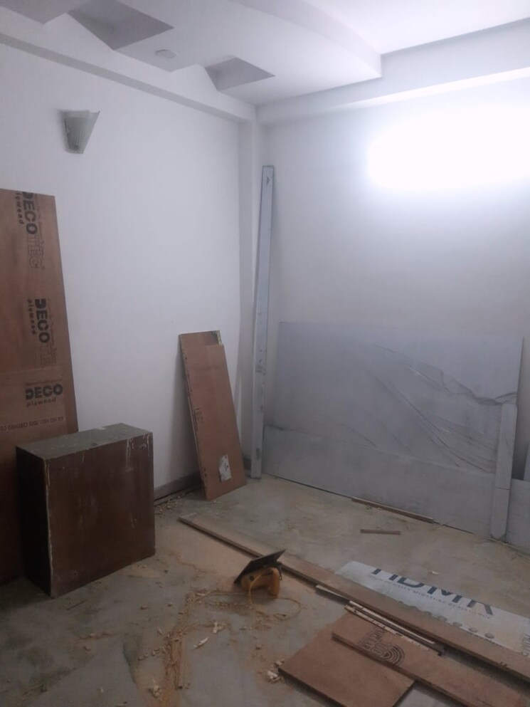 Living Room, vasundhara sector 3 4 Bedroom 200 Sq.Mt. Builder Floor In Vasundhara Sector 3 Ghaziabad 9425510