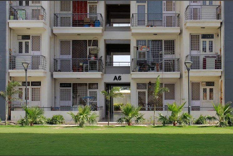 Exterior View, tulip-white 3 Bedroom 1326 Sq.Ft. Apartment In Sector 69 Gurgaon 9389574