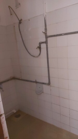 Bathroom in 1 RK Apartment at Mahatma Society – for Rent
