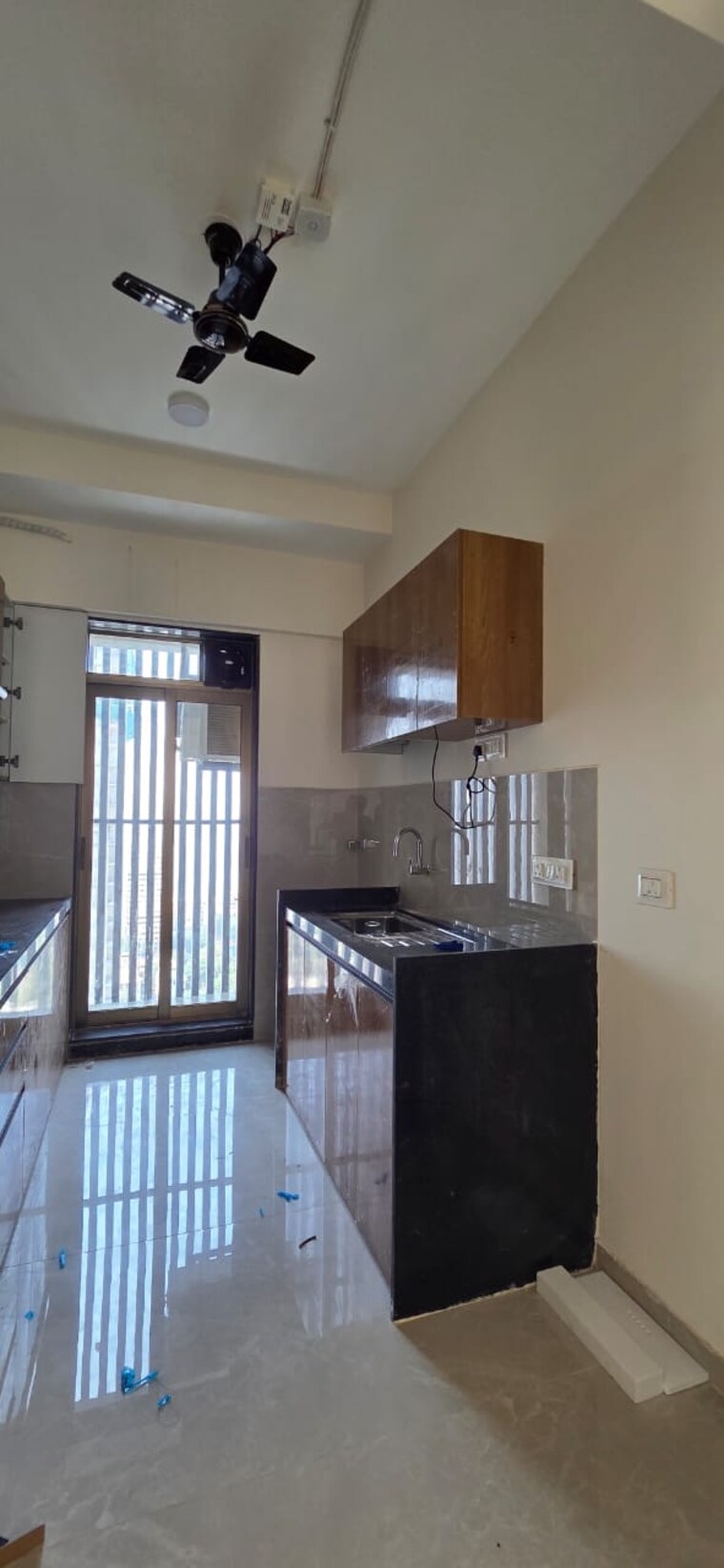 Kitchen, indus-valley-aangan 2 Bedroom 789 Sq.Ft. Apartment In Matunga West Mumbai 9425540