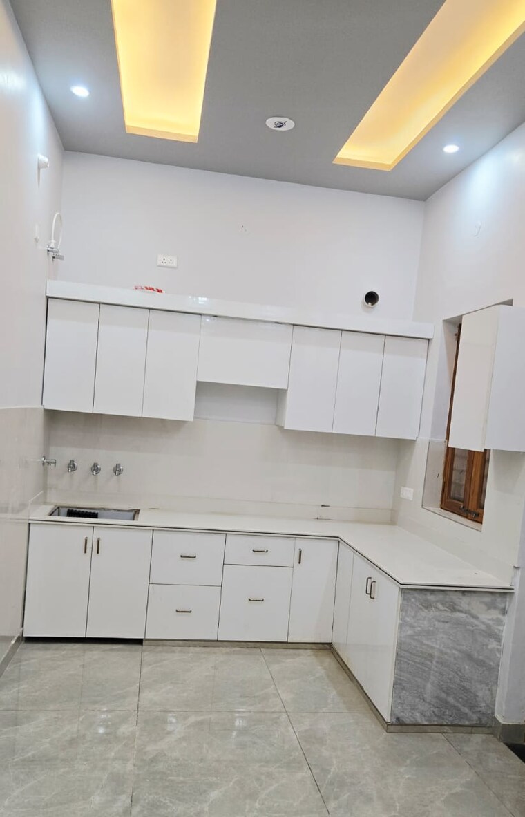 Kitchen, gulmohar park 3 Bedroom 300 Sq.Yd. Builder Floor In Gulmohar Park Delhi 9425576