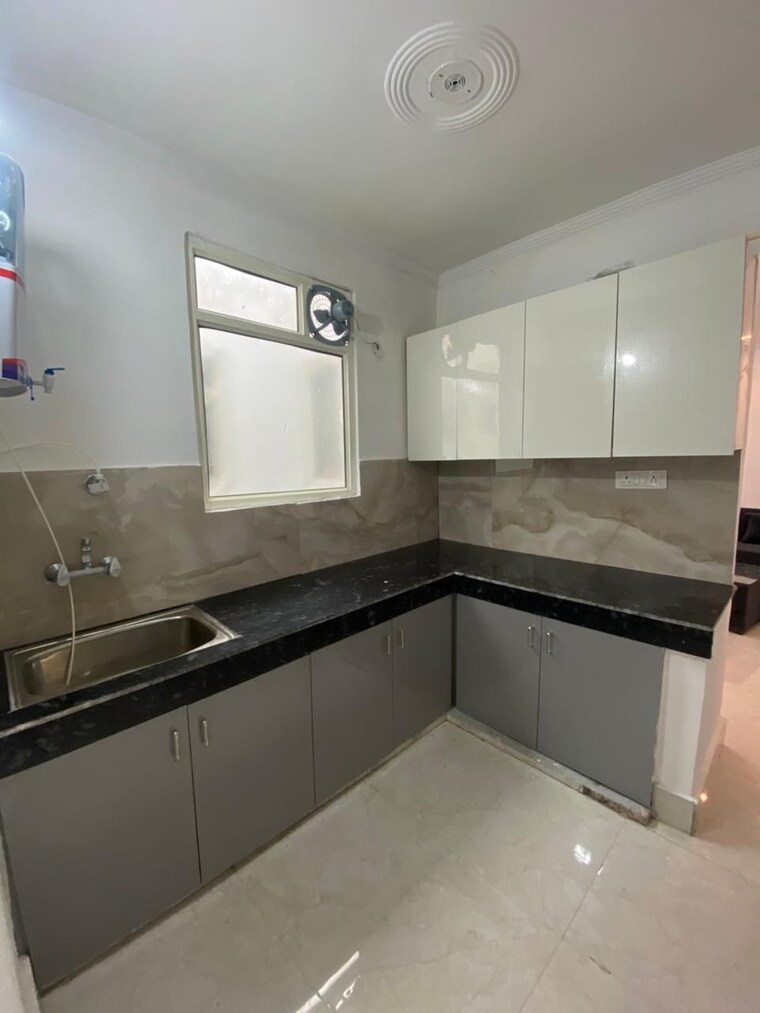 Kitchen, saket 1.5 Bedroom 450 Sq.Ft. Builder Floor In Saket Delhi 9425585