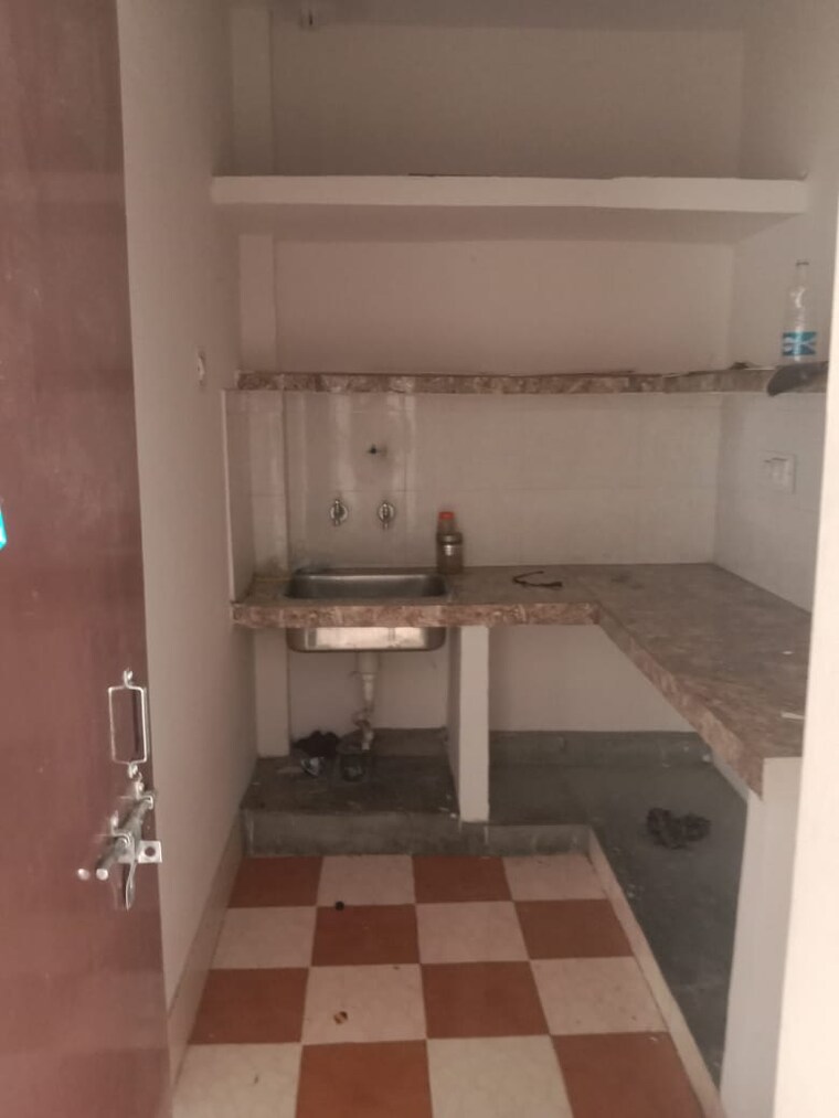 Kitchen, indira nagar 1 RK 500 Sq.Ft. Villa In Indira Nagar Lucknow 9425615