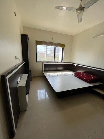Master Bedroom in 2 BHK Apartment at Anubhav Apartment Bhusari Colony, Kothrud – for Rent
