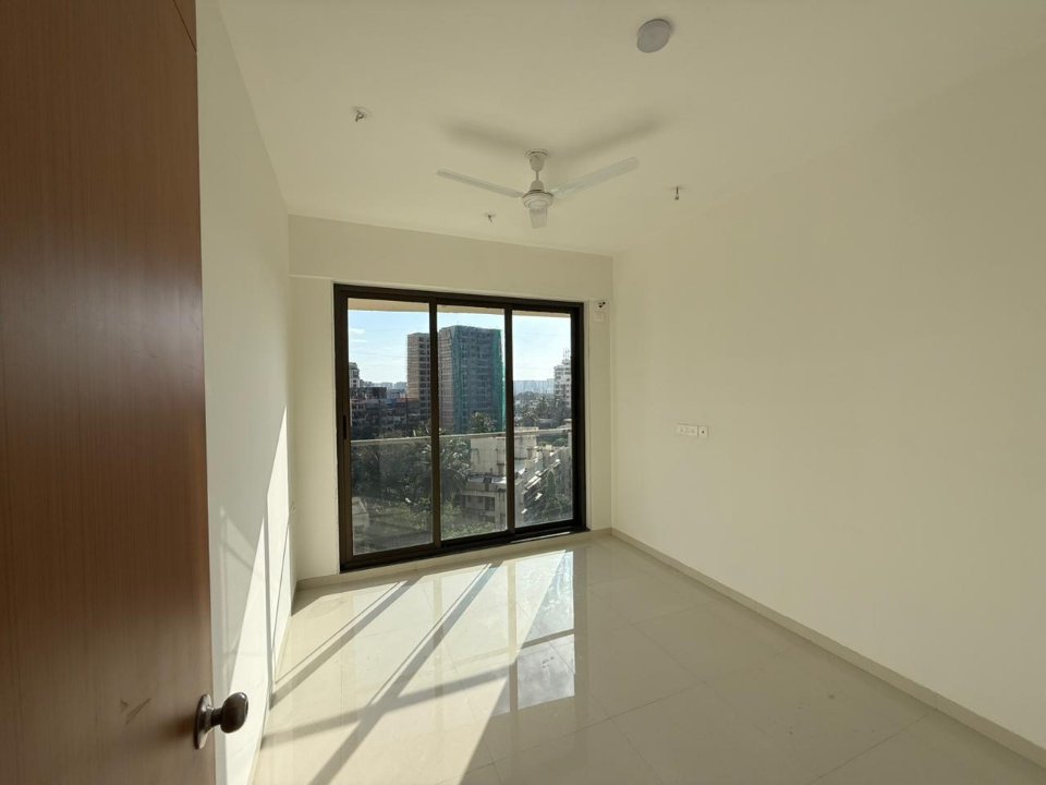 2 BHK Apartment For Rent in Naman Habitat